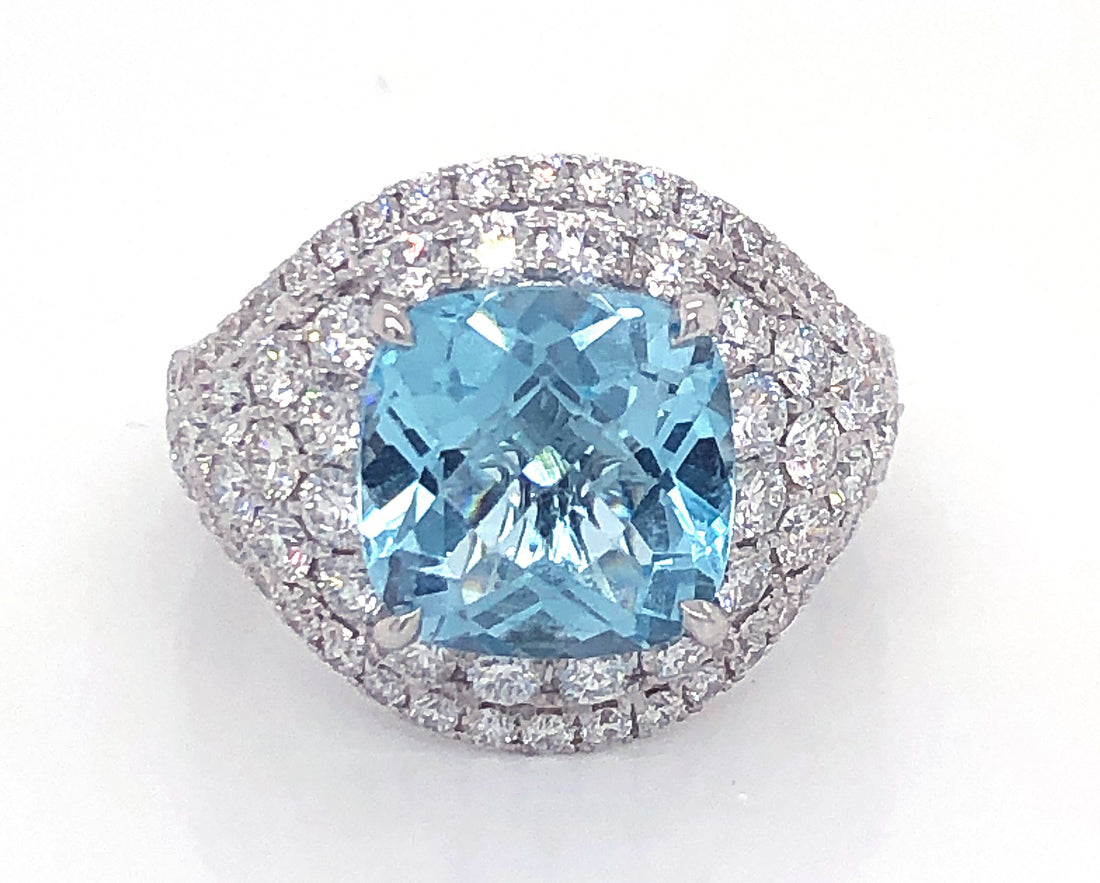 18kt White Gold Diamond and Aqua marine Ring