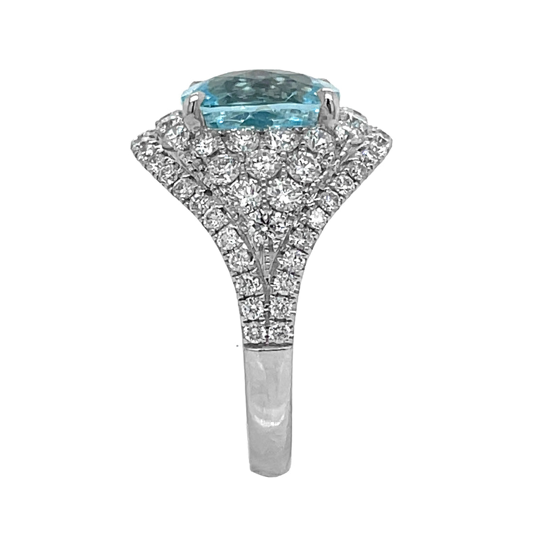 18kt White Gold Diamond and Aqua marine Ring