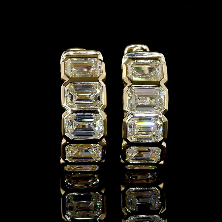 14kt Yellow Gold Lab Diamond Huggie Earring
