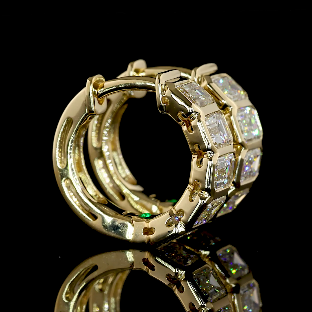 14kt Yellow Gold Lab Diamond Huggie Earring