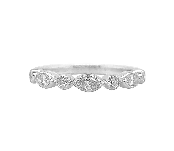 18kt White Gold Diamond Band