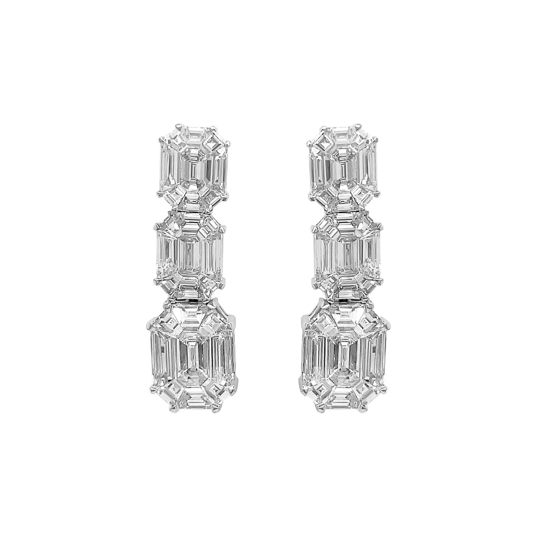 18kt White Gold Diamond Earrings