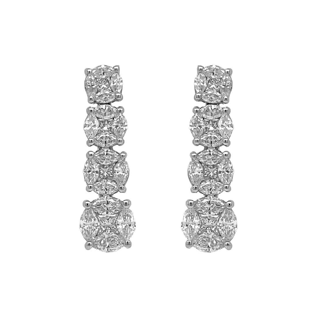 18kt White Gold Diamond Dangling Earrings
