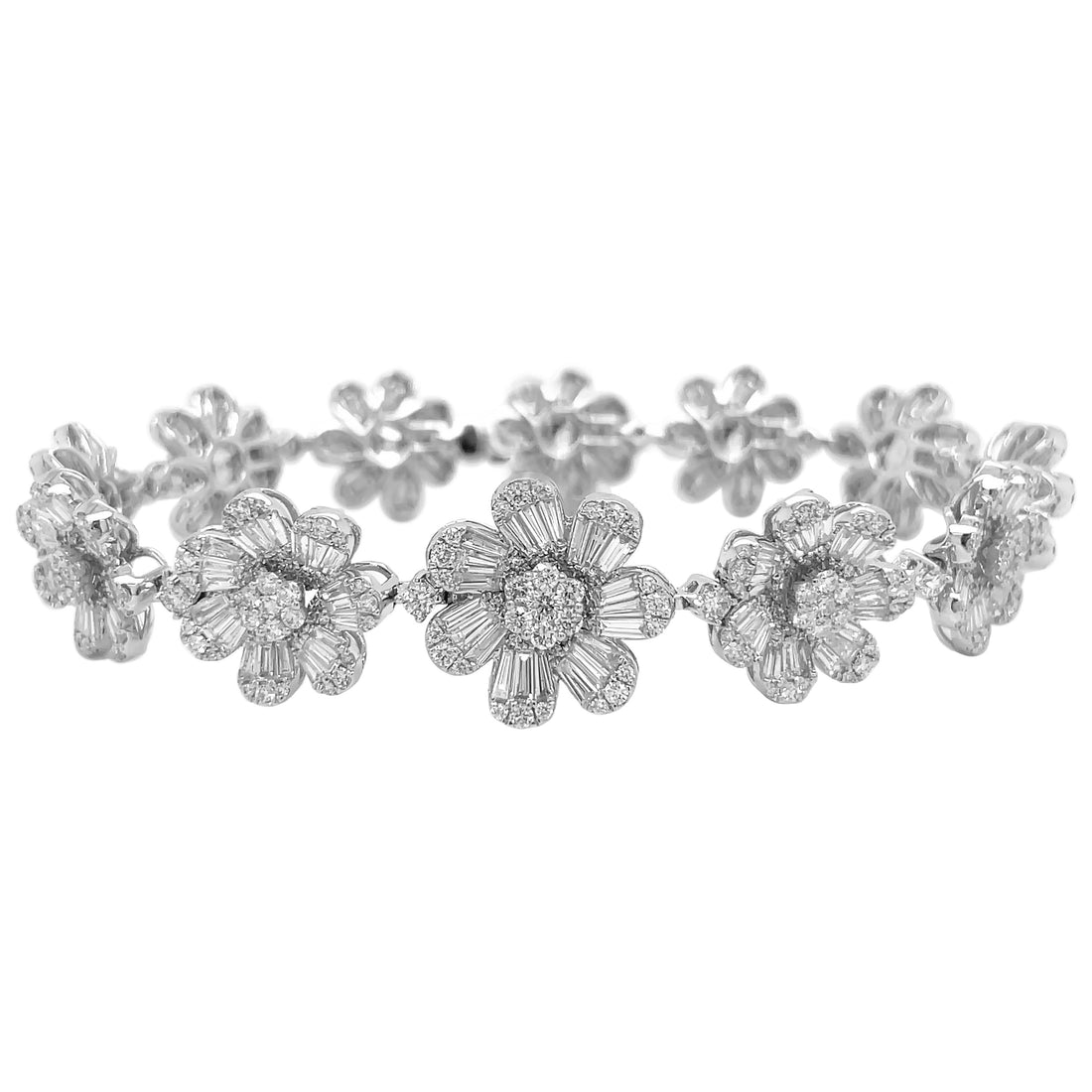 18kt White Gold Diamond Bracelet