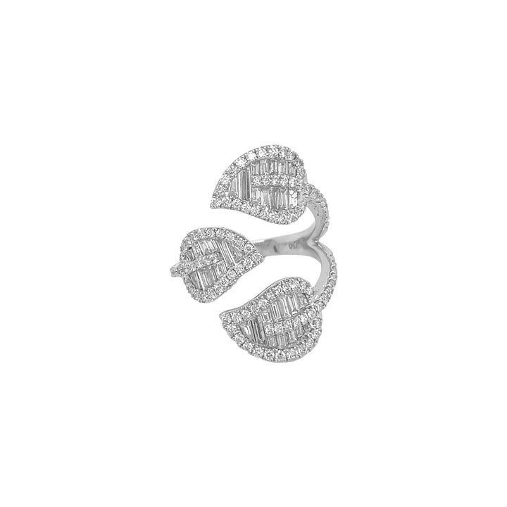 18kt White Gold Diamond Ring