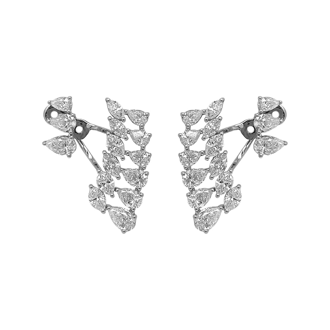 18kt White Gold Diamond Dangling Earrings