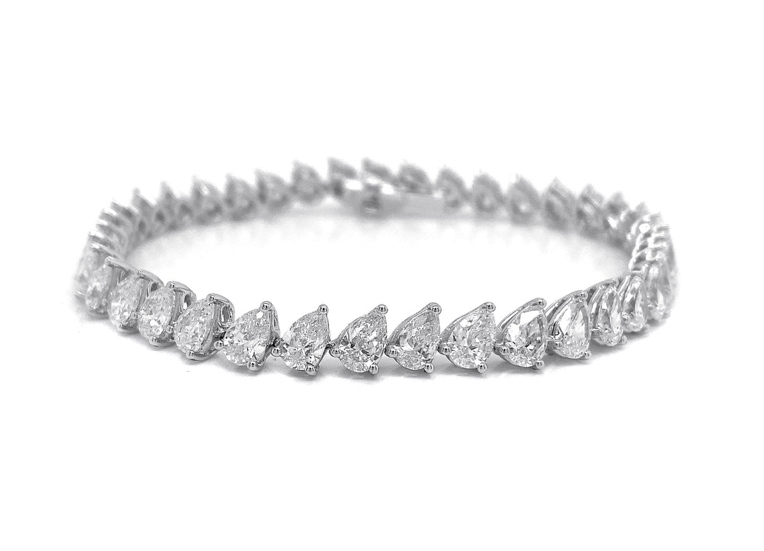 18kt White Gold Diamond Bracelet