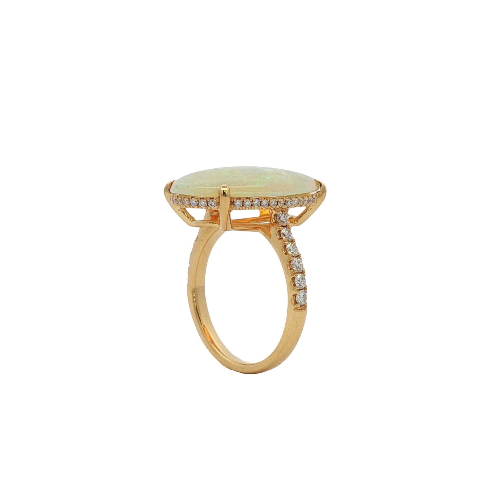18kt White Gold Diamond And Opal Ring