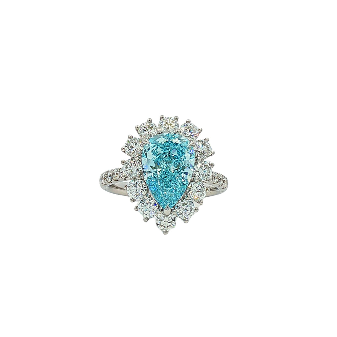 18kt White Gold Lab Diamond Ring