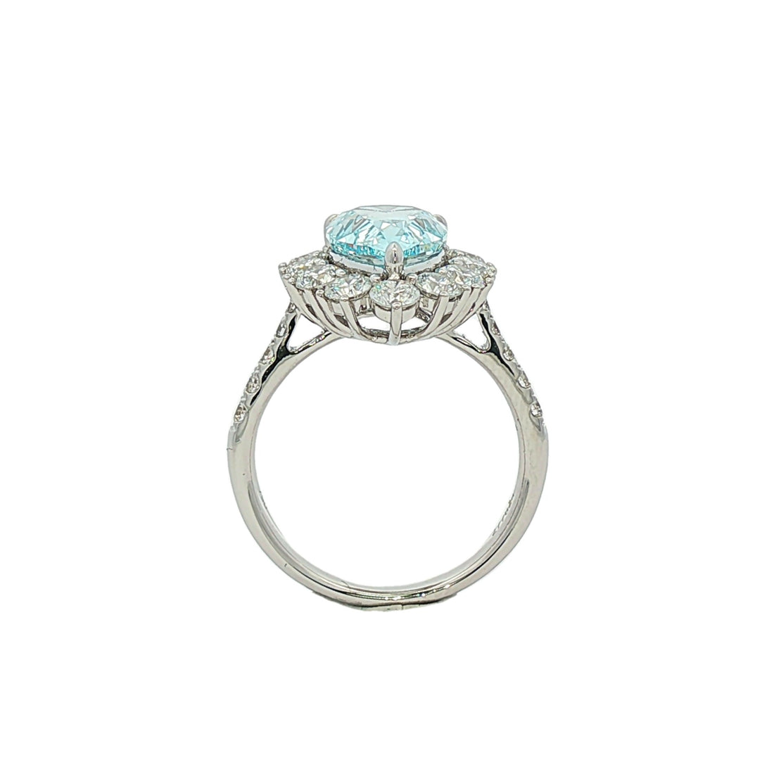 18kt White Gold Lab Diamond Ring