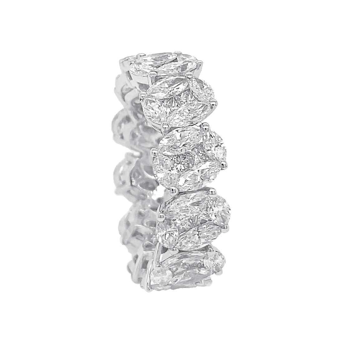 18kt White Gold Diamond Eternity Band