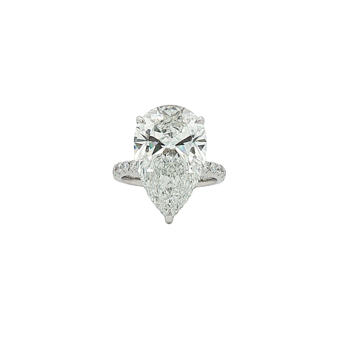 18kt White Gold Lab Diamond Ring