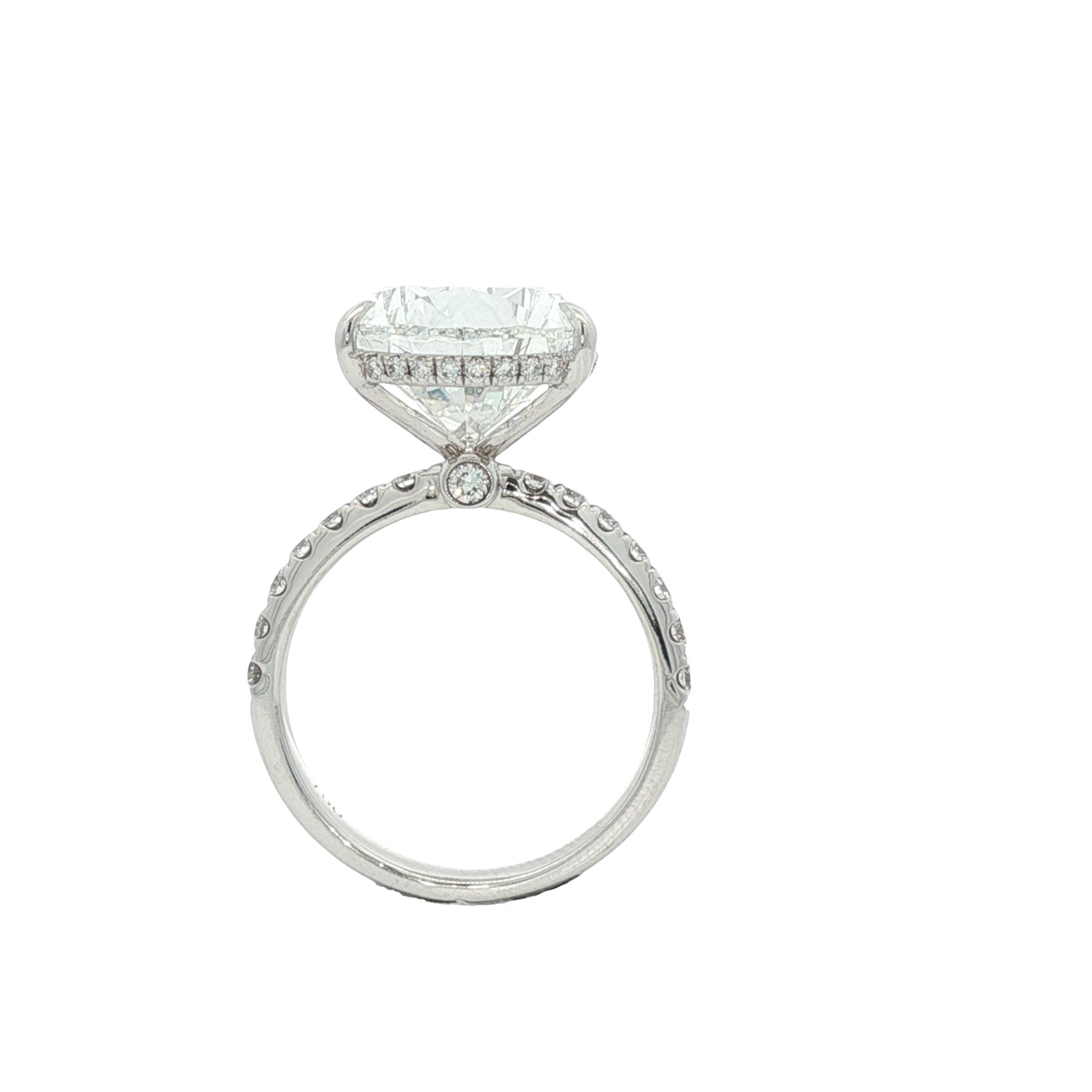 18kt White Gold Lab Diamond Ring
