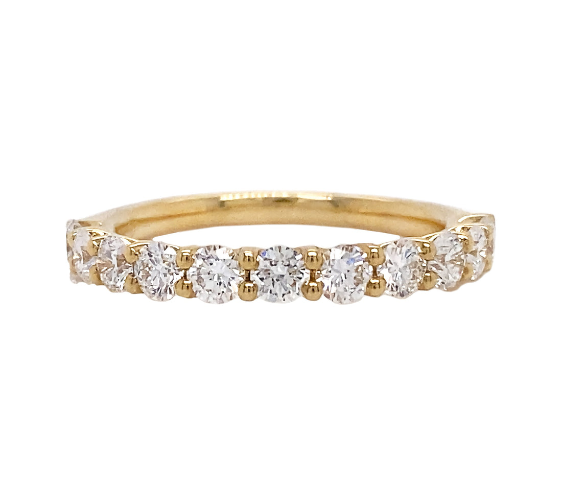 18kt Yellow Gold Diamond Band