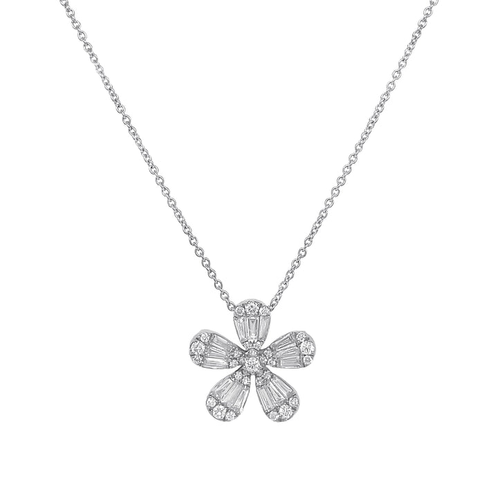 18kt White Gold Diamond Flower Pendant