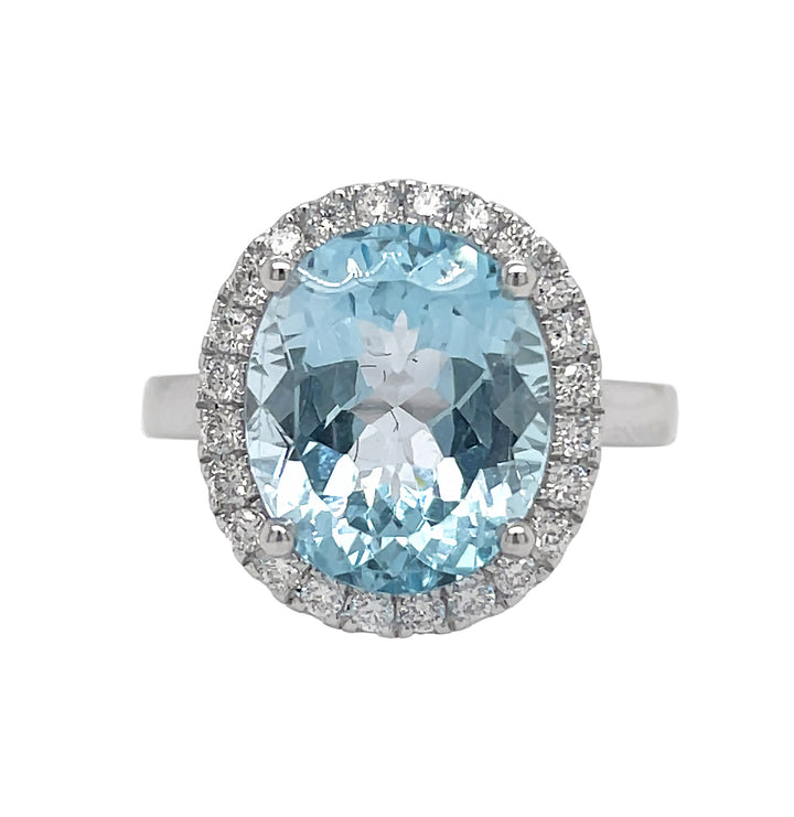 18kt White Gold Diamond And Topaz Ring