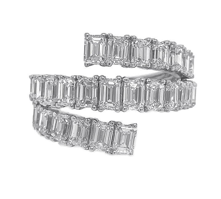 18kt White Gold Diamond Ring