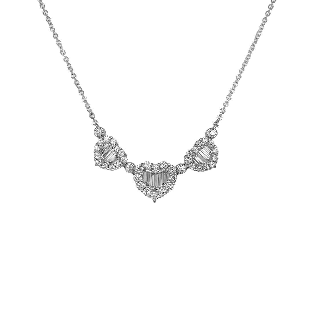 18kt White Gold Diamond Pendant