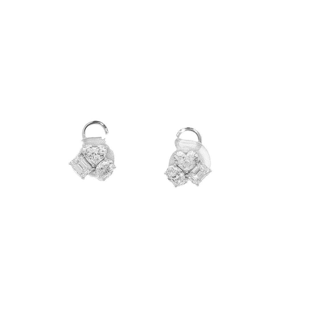 18kt White Gold Diamond Earrings
