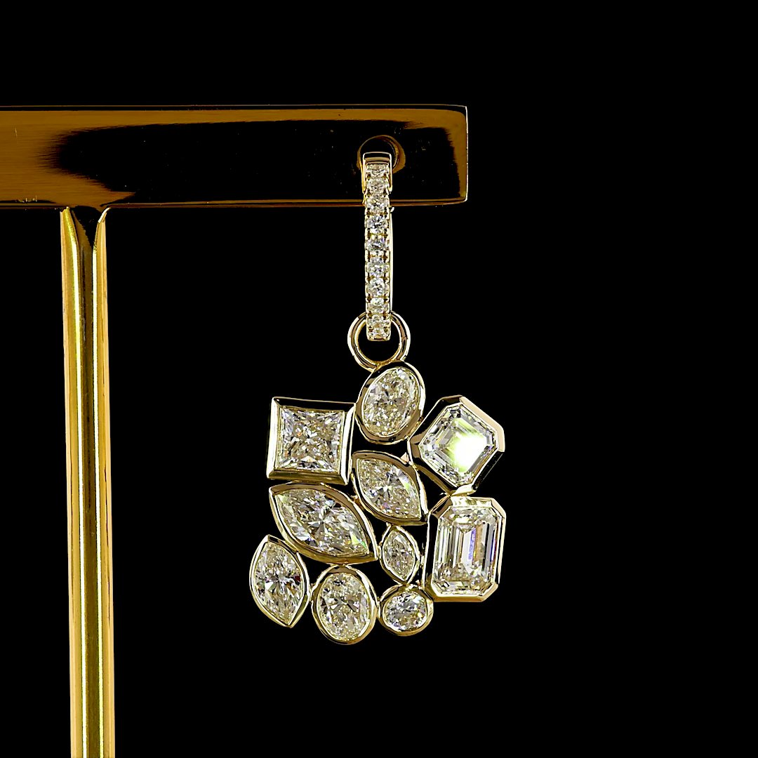 14kt Yellow Gold Lab Diamond Dangling Earring