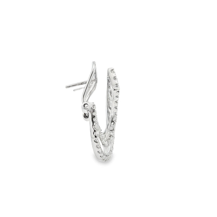 18kt White Gold Diamond Earrings