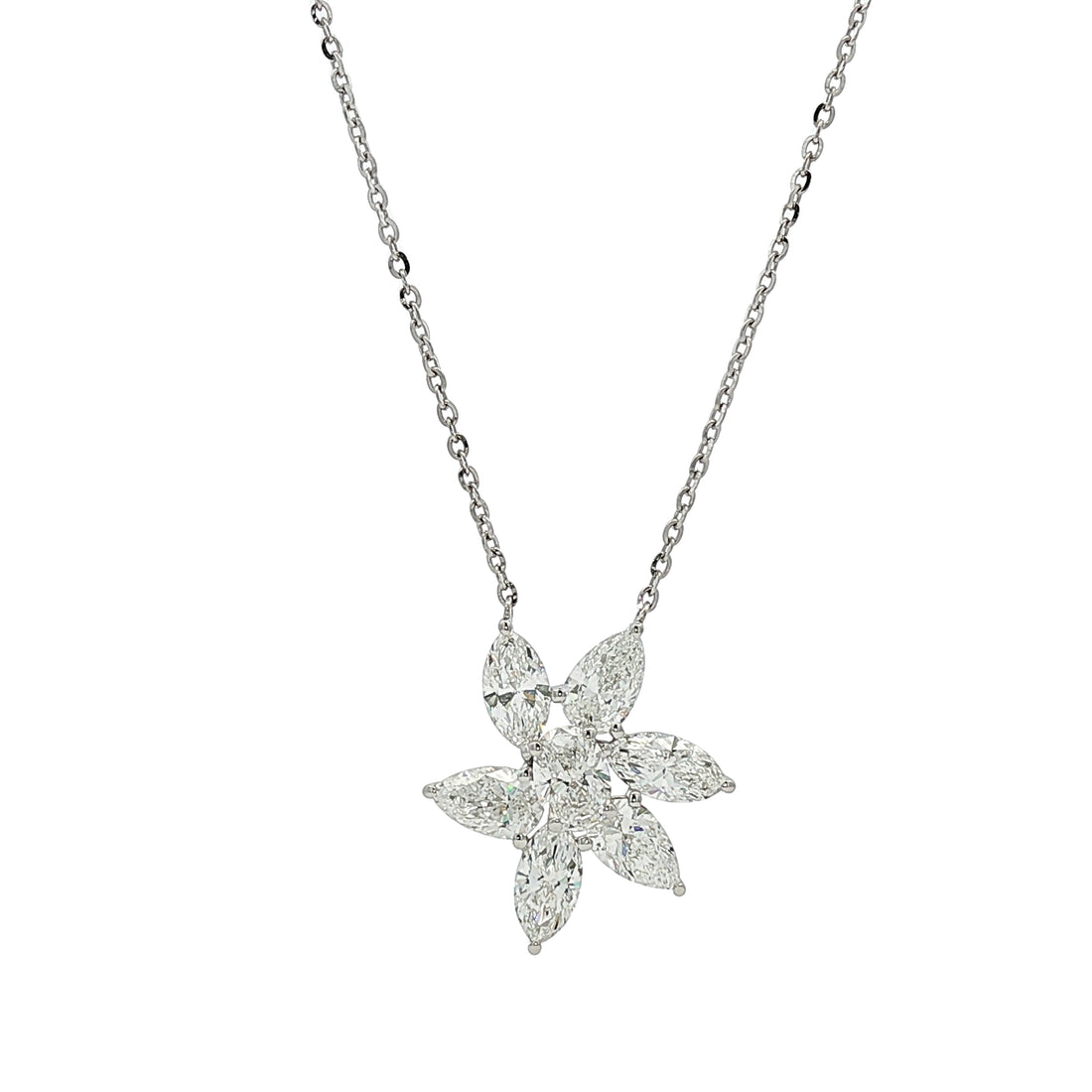 18kt White Gold Lab Diamond Pendant