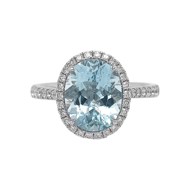 18kt White Gold Diamond And Aquamarine Ring