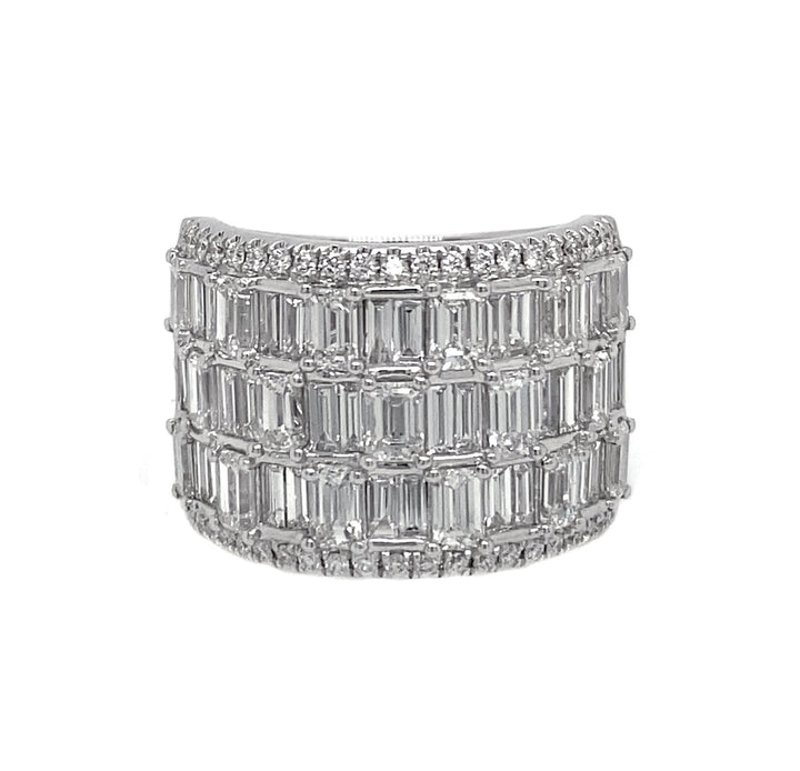 18kt White Gold Diamond Ring