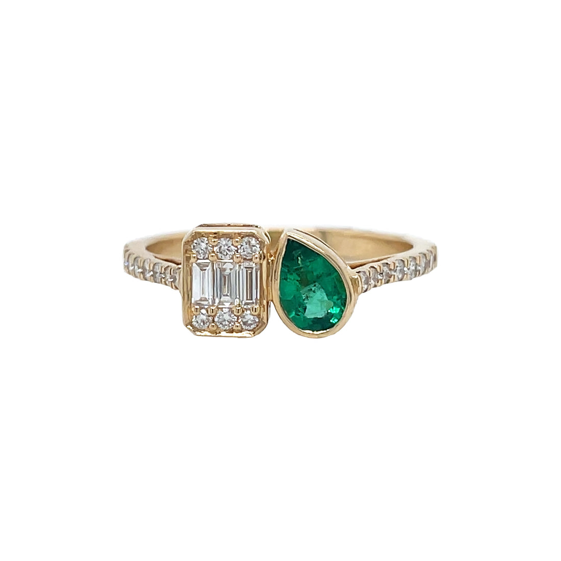 18kt Yellow Gold Diamond and Green Emerald Diamond Ring
