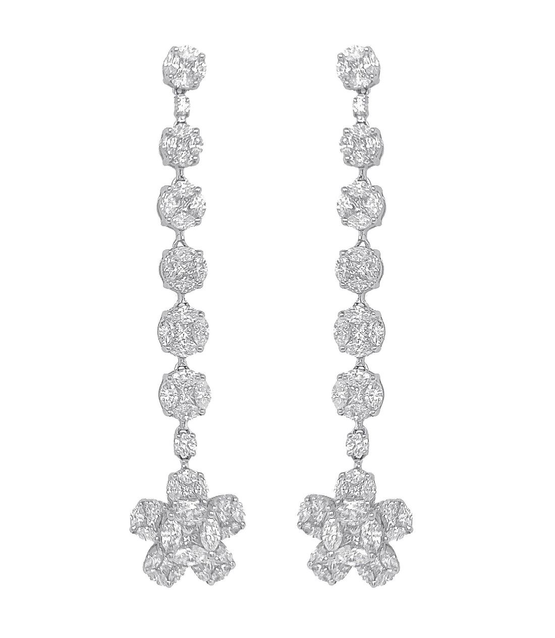 18kt White Gold Diamond Earrings