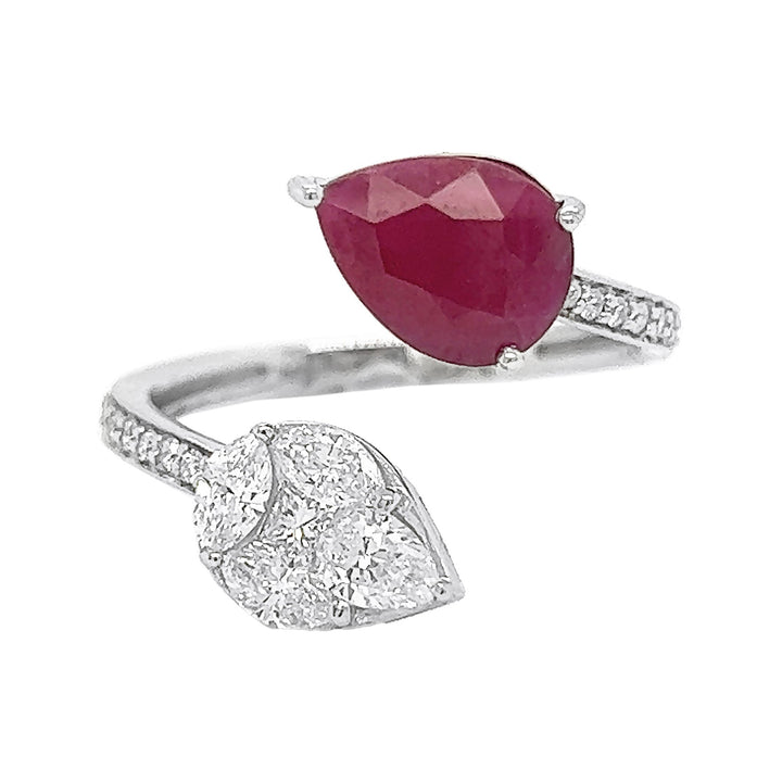 18kt White Gold Diamond And Ruby Ring
