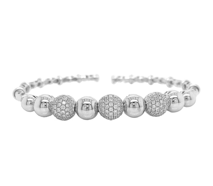 18kt White Gold Diamond Bangle
