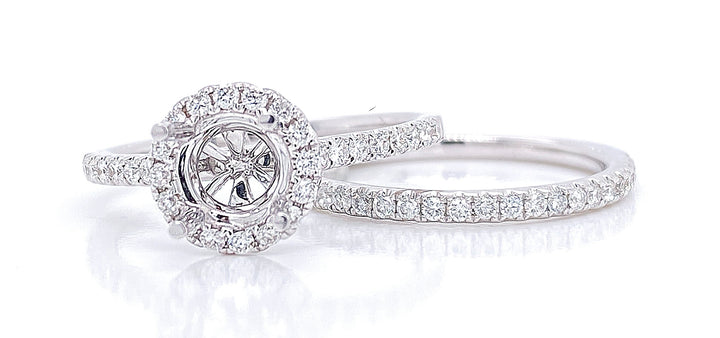 18kt White Gold Diamond Halo Semi Mount With Matching Band