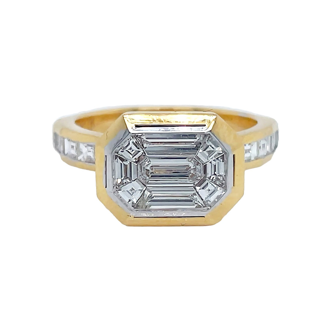 18kt Yellow Gold Diamond Ring