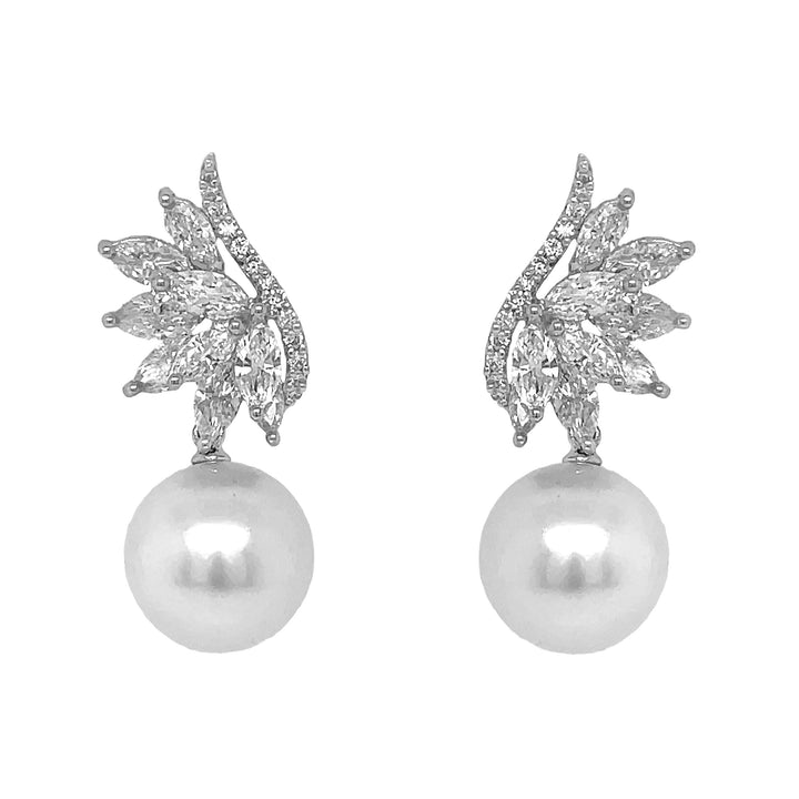 18kt White Gold Diamond and Pearl Earrings