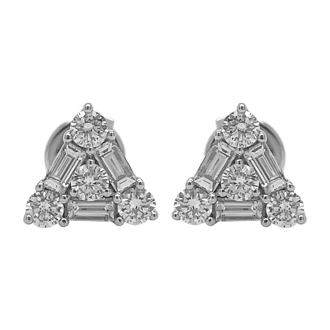18kt White Gold Diamond Studs