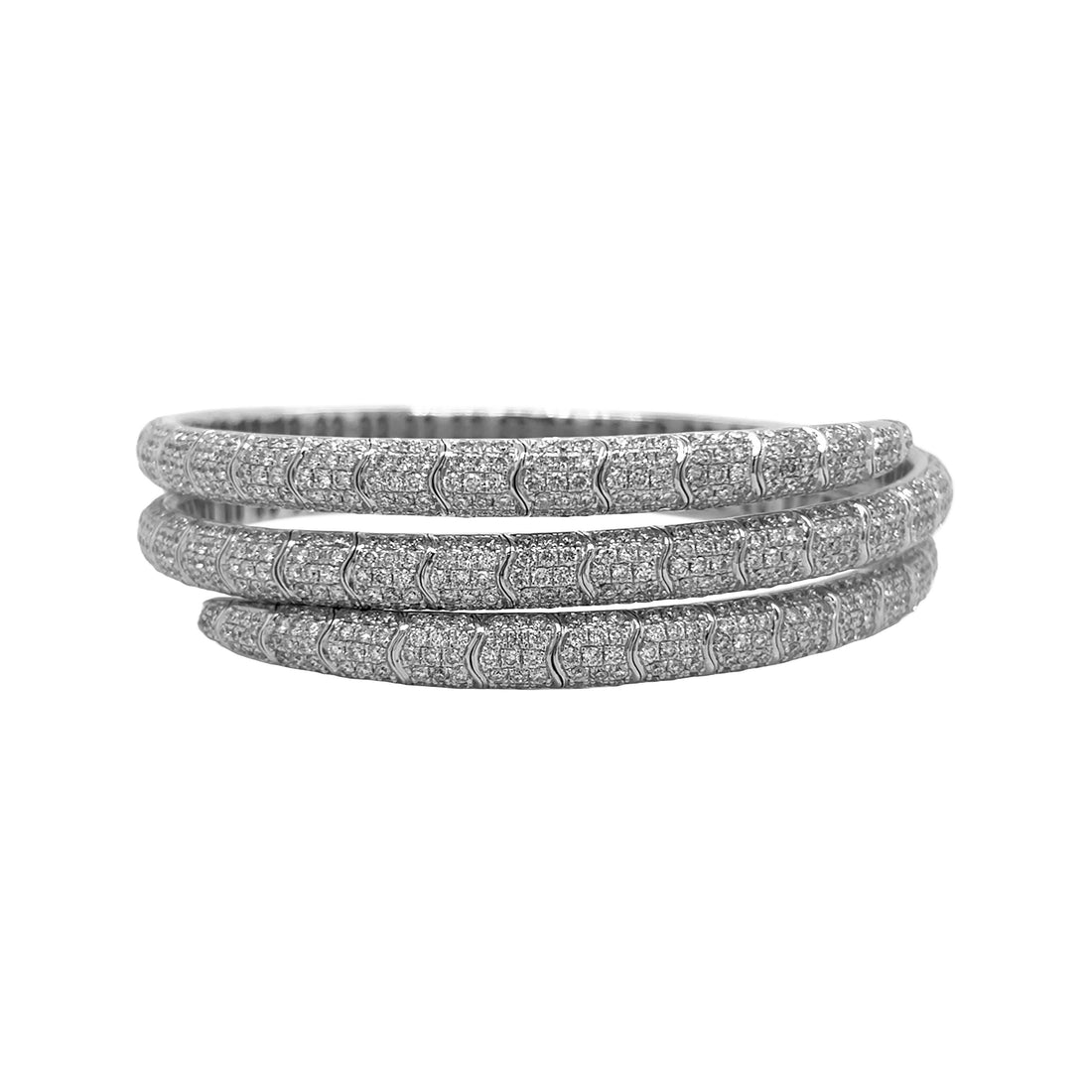 18kt White Gold Diamond Bangle
