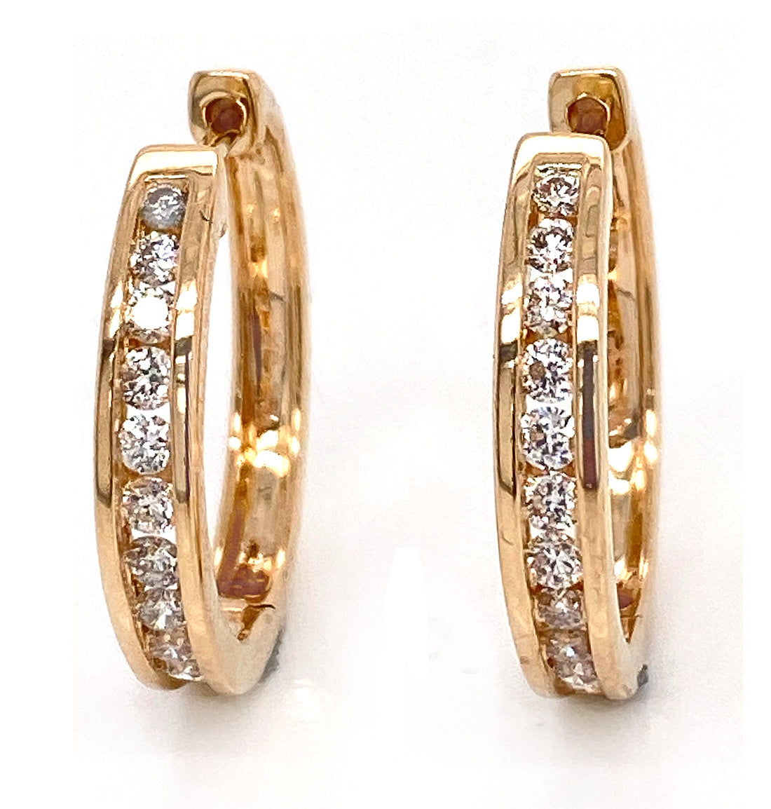 14kt Yellow Gold Diamond Earrings