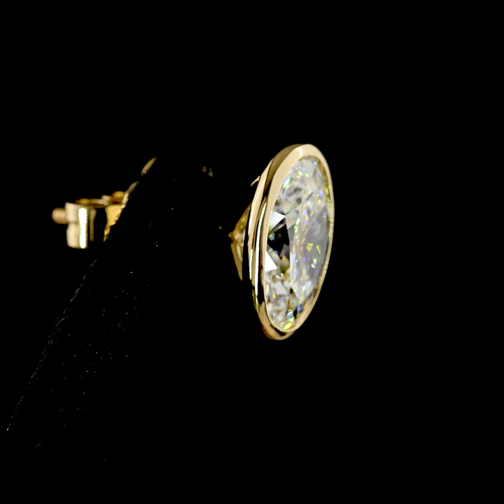 14kt Yellow Gold Lab Diamond Studs