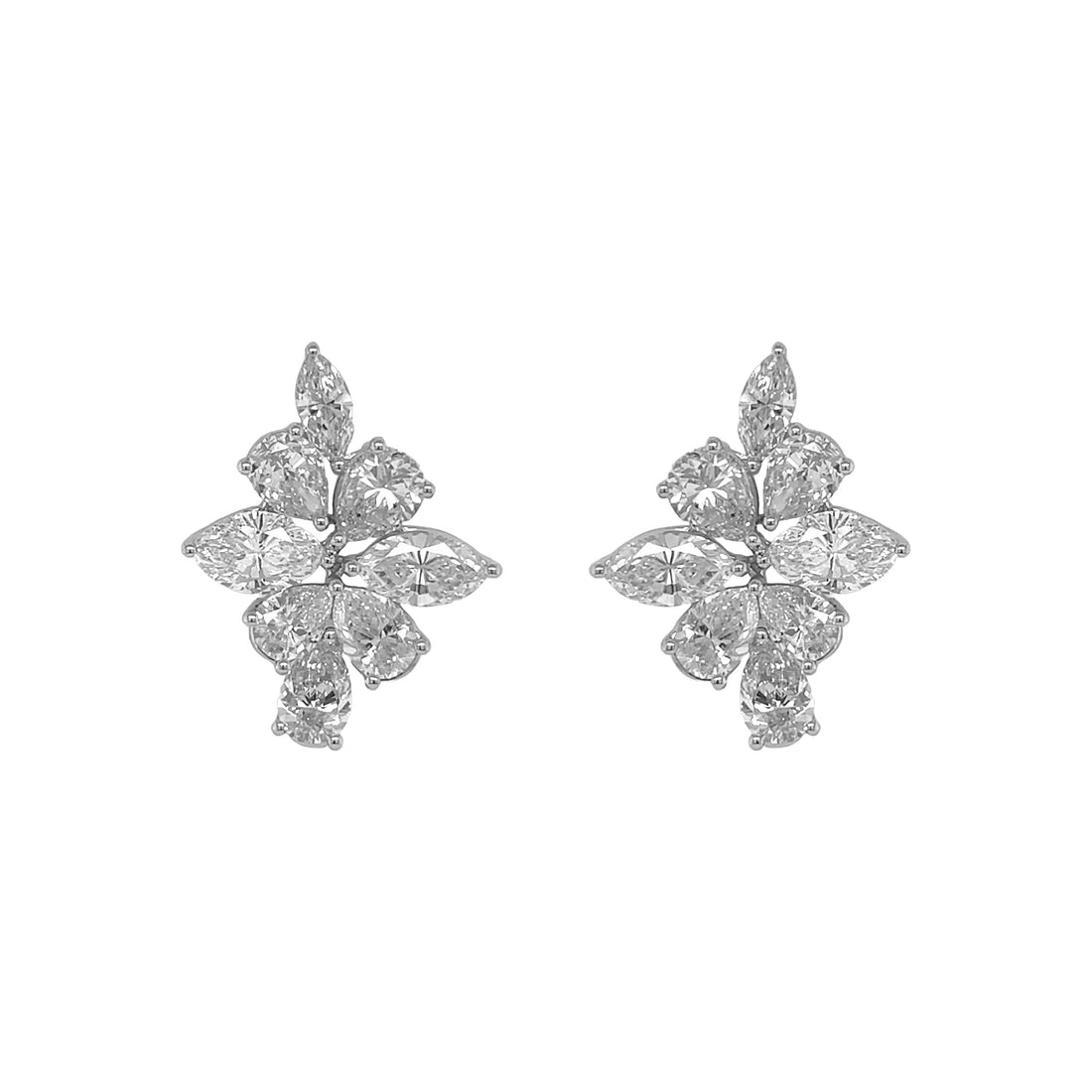 18kt White Gold Diamond Earrings