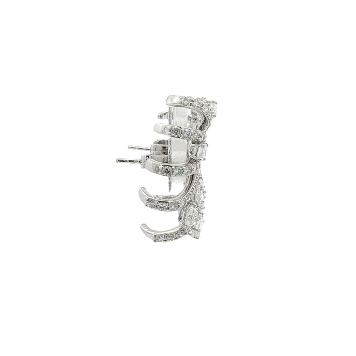 18kt White Gold Diamond Earrings