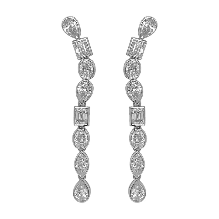 18kt White Gold Diamond Dangling Earrings