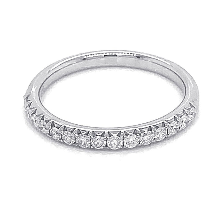18k White Gold Diamond Band