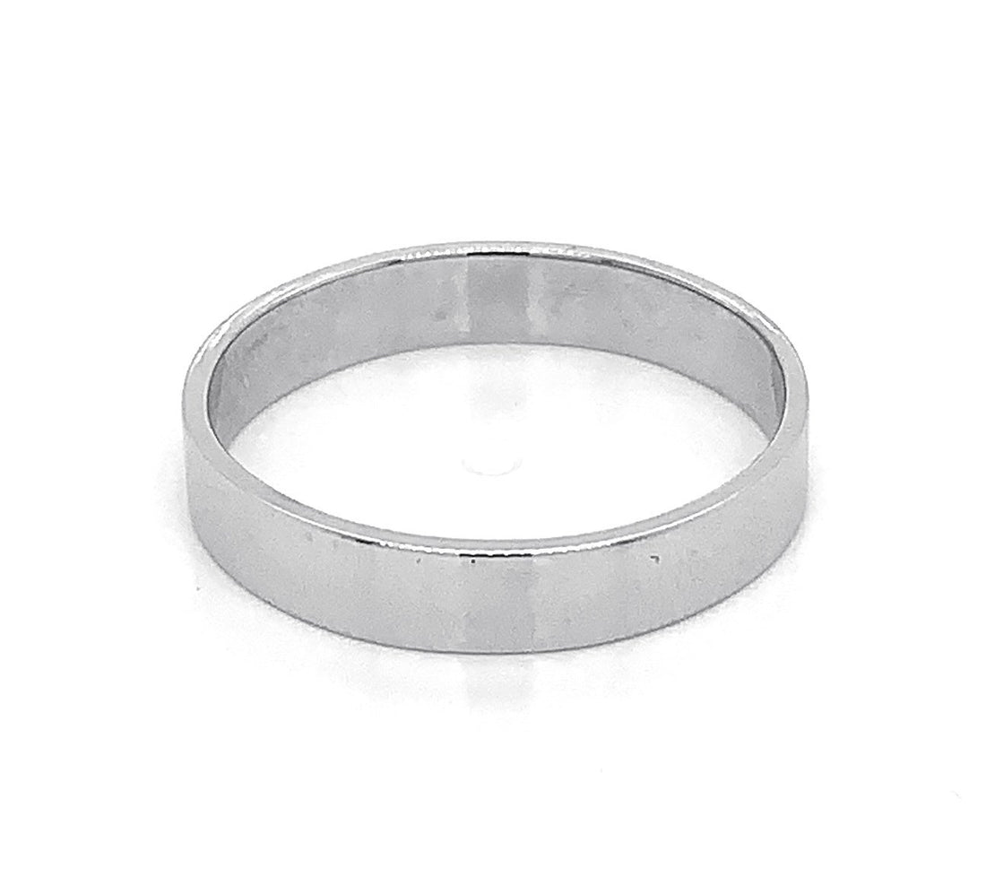 18kt White Gold Wedding Band