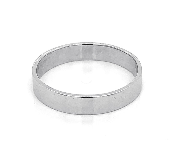 18kt White Gold Wedding Band