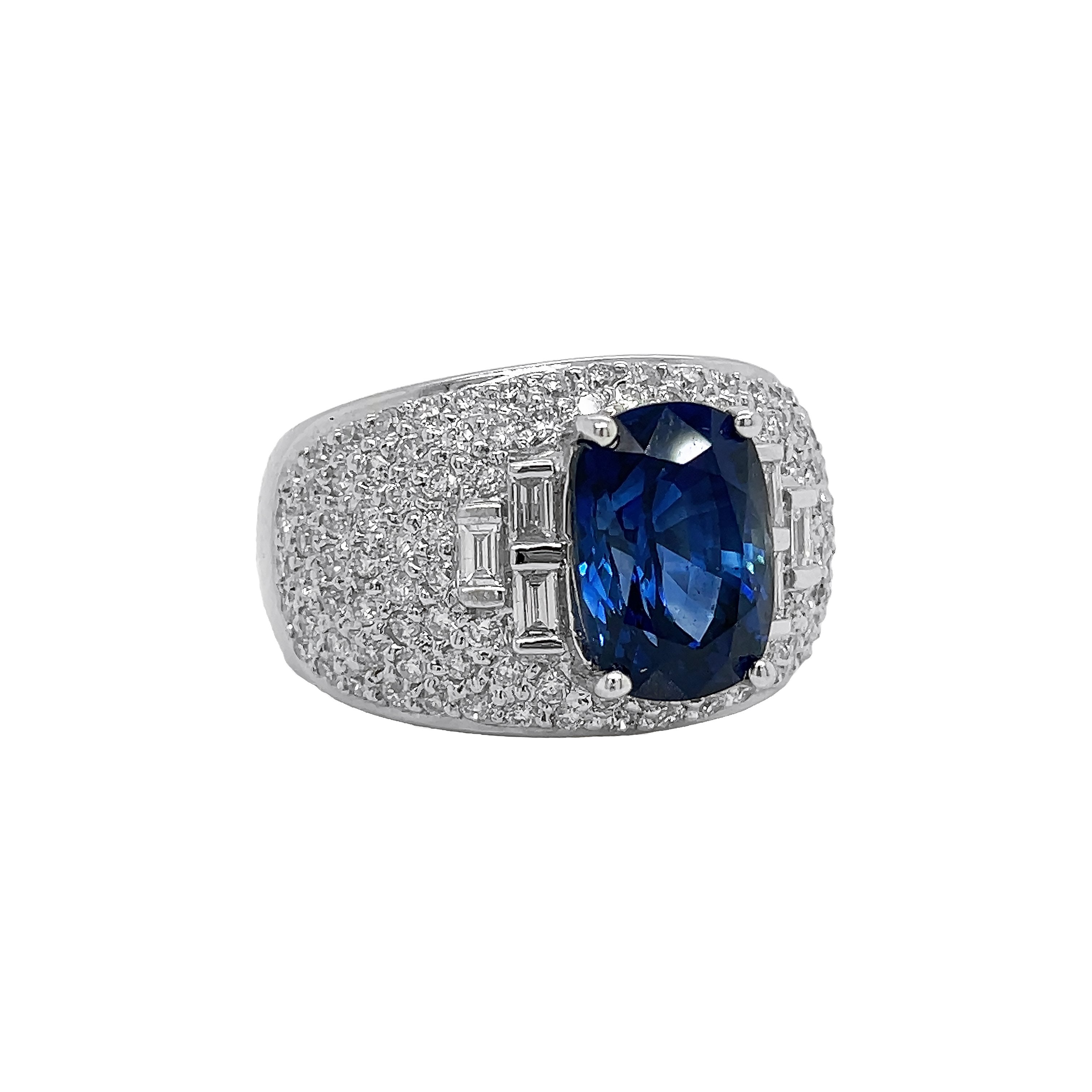 18kt White Gold Diamond and Blue Sapphire Ring