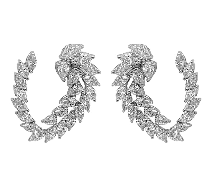 18kt White Gold Diamond Earrings