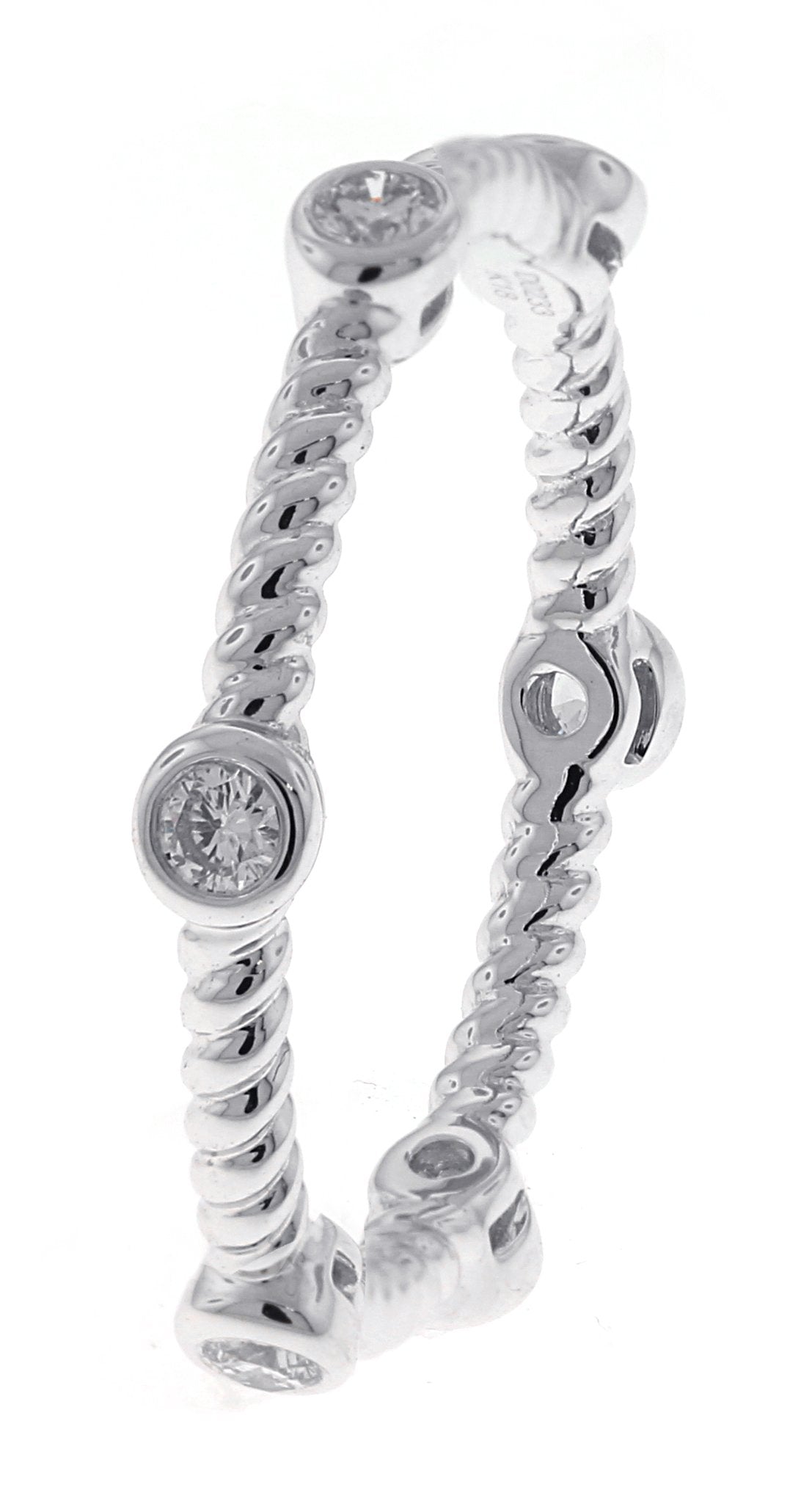 18kt White Gold Diamond Twisted Band