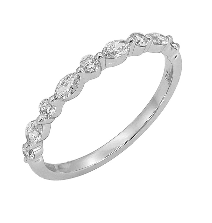 18kt White Gold Diamond Band