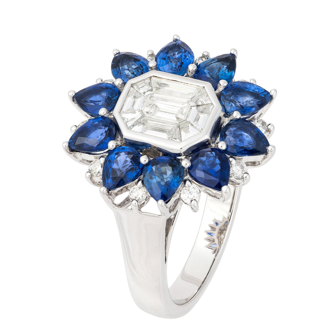 18kt White Gold Diamond and Blue Sapphire Ring